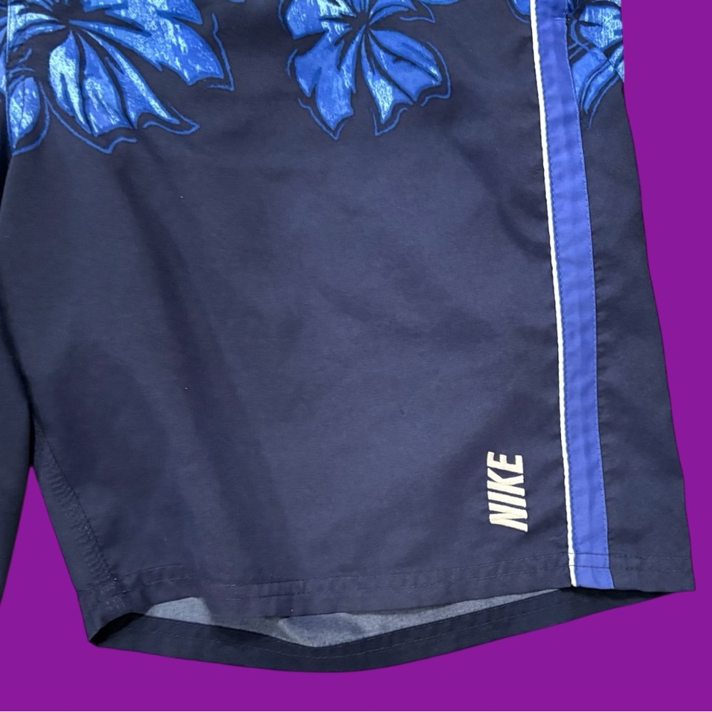 90s Nike floral pattern swim shorts - Picture 3 of 5